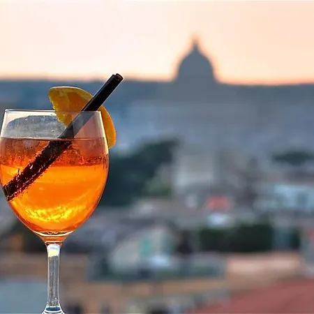 Vatican And Kitchen 3* Rom