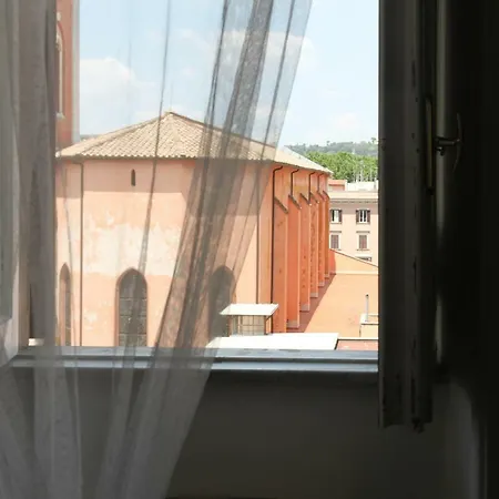Vatican And Kitchen 호텔