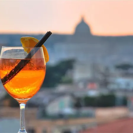 Vatican And Kitchen Hotel